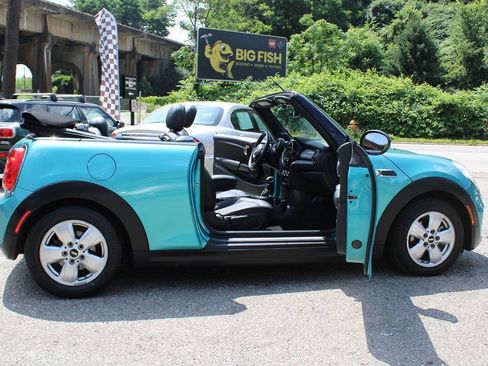 Used 2017 MINI Cooper Convertible FWD image 37