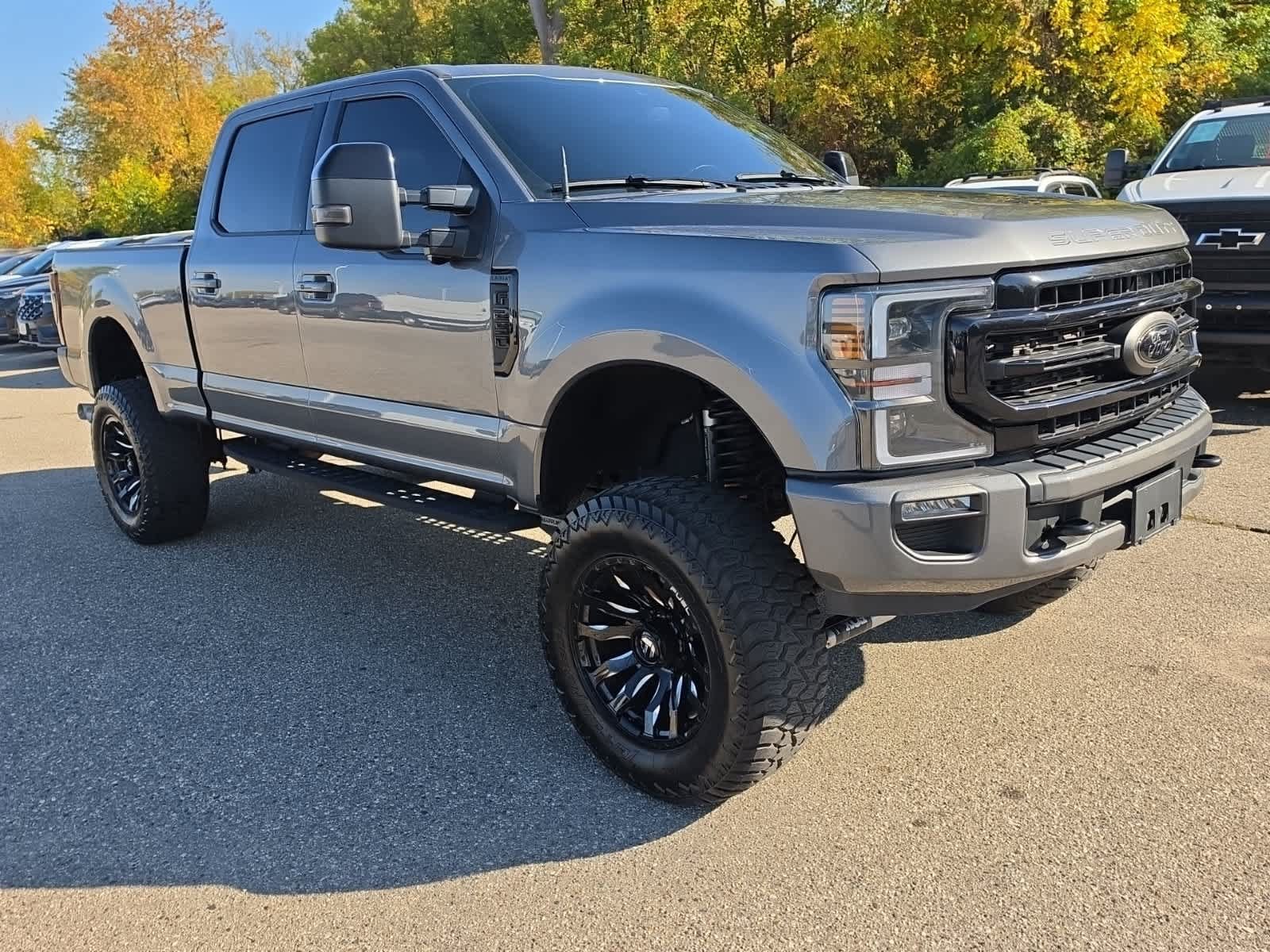 Used 2022 Ford F250 Lariat w/ Black Appearance Package AWD/4WD image 4