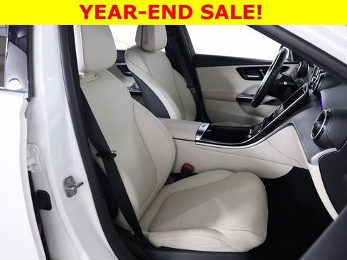 Used 2025 Mercedes-Benz C 300 4MATIC Sedan image 52