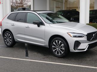 Used 2025 Volvo XC60 B5 Plus video 2