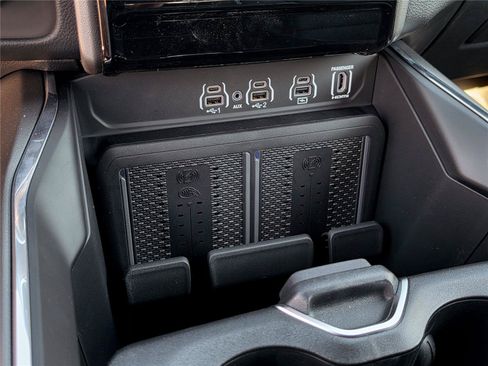 New 2026 RAM 1500 Laramie w/ Night Edition AWD/4WD image 29