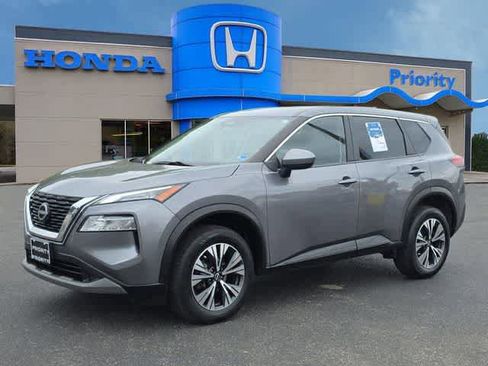 Used 2023 Nissan Rogue SV AWD/4WD image 2