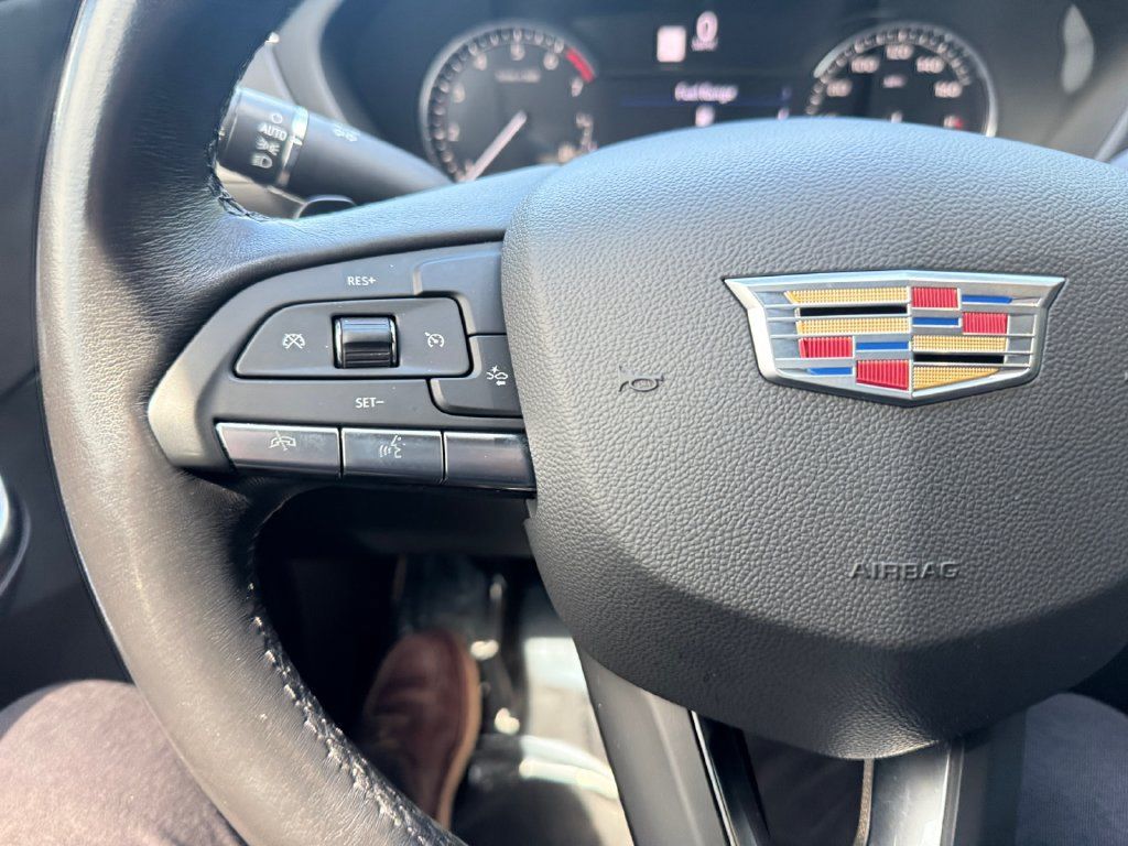 Used 2022 Cadillac XT4 Premium Luxury w/ Enhanced Visibility Package AWD/4WD image 29