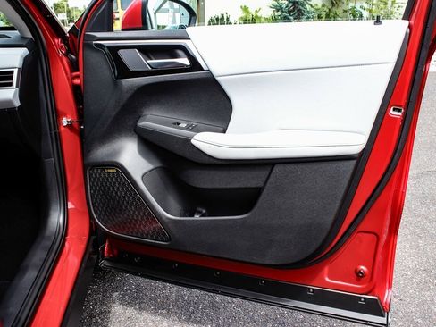 New 2025 Mitsubishi Outlander SE image 13