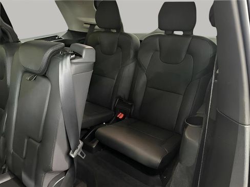 Used 2016 Volvo XC90 T6 Momentum AWD/4WD image 15