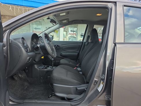 Used 2016 Nissan Versa S Plus image 9