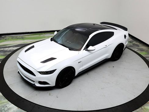 Used 2015 Ford Mustang GT Premium RWD image 28