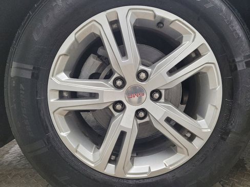 Used 2019 GMC Terrain SLE w/ Driver Convenience Package FWD image 31