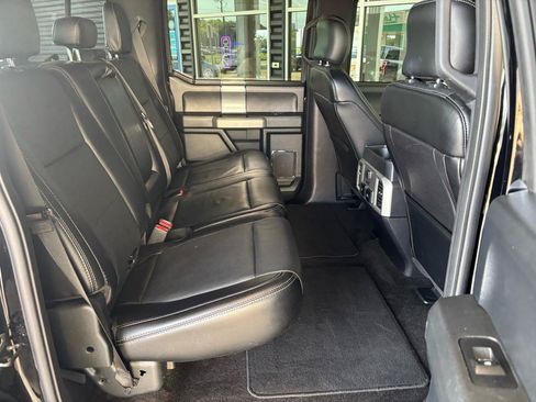 Used 2017 Ford F150 Lariat w/ Equipment Group 502A Luxury AWD/4WD image 21