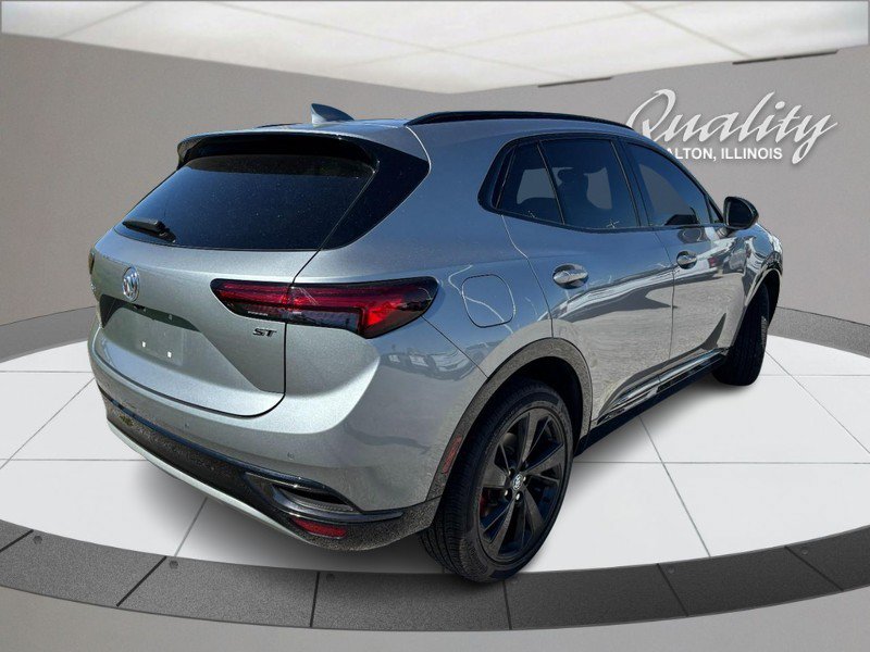 Used 2023 Buick Envision Essence w/ Sport Touring Package AWD/4WD image 4