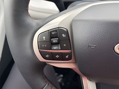 New 2026 Ford Explorer Active w/ Active Comfort Package image 10