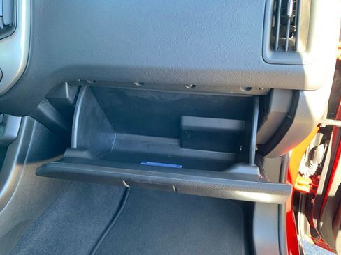 Used 2021 Chevrolet Colorado ZR2 image 30