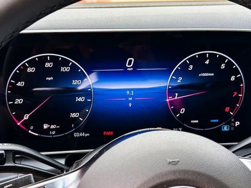 Certified 2025 Mercedes-Benz GLC 300 image 15