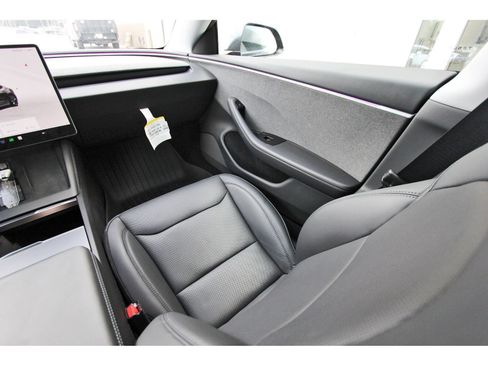 Used 2024 Tesla Model 3 Standard Range RWD image 12