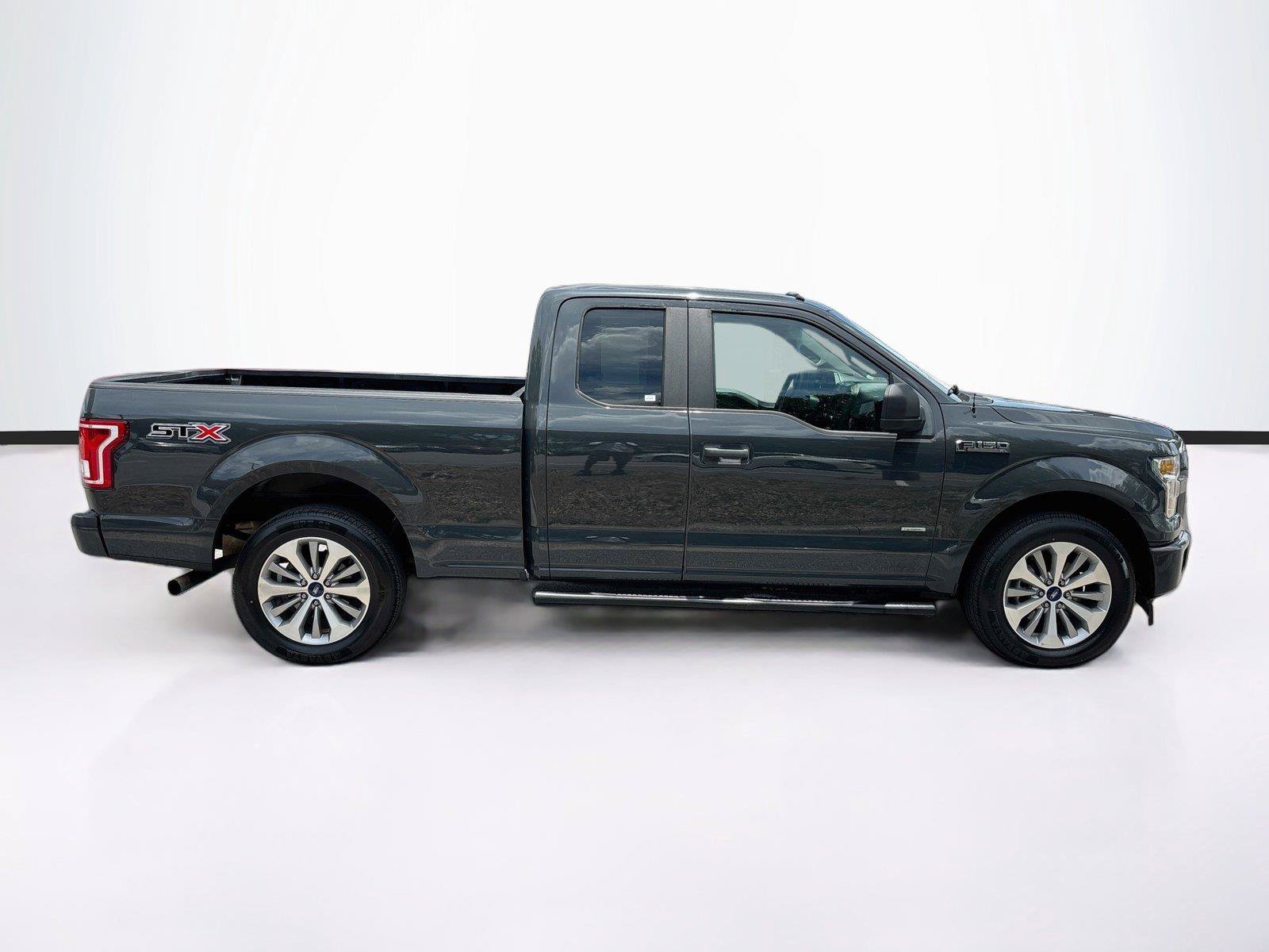 Used 2017 Ford F150 XL w/ Equipment Group 101A Mid RWD image 8