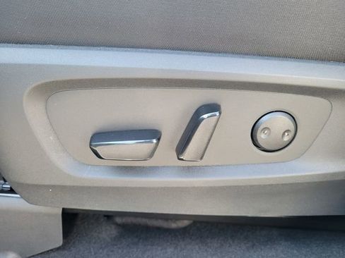 New 2025 Nissan Pathfinder SV image 16