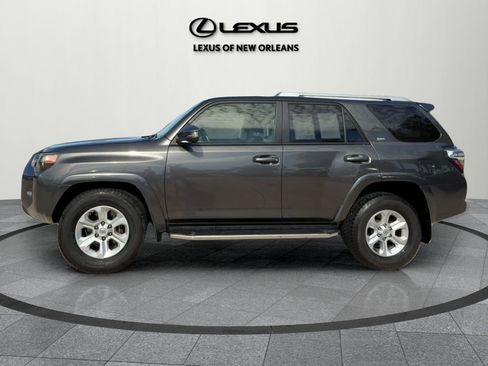 Used 2016 Toyota 4Runner Limited image 4