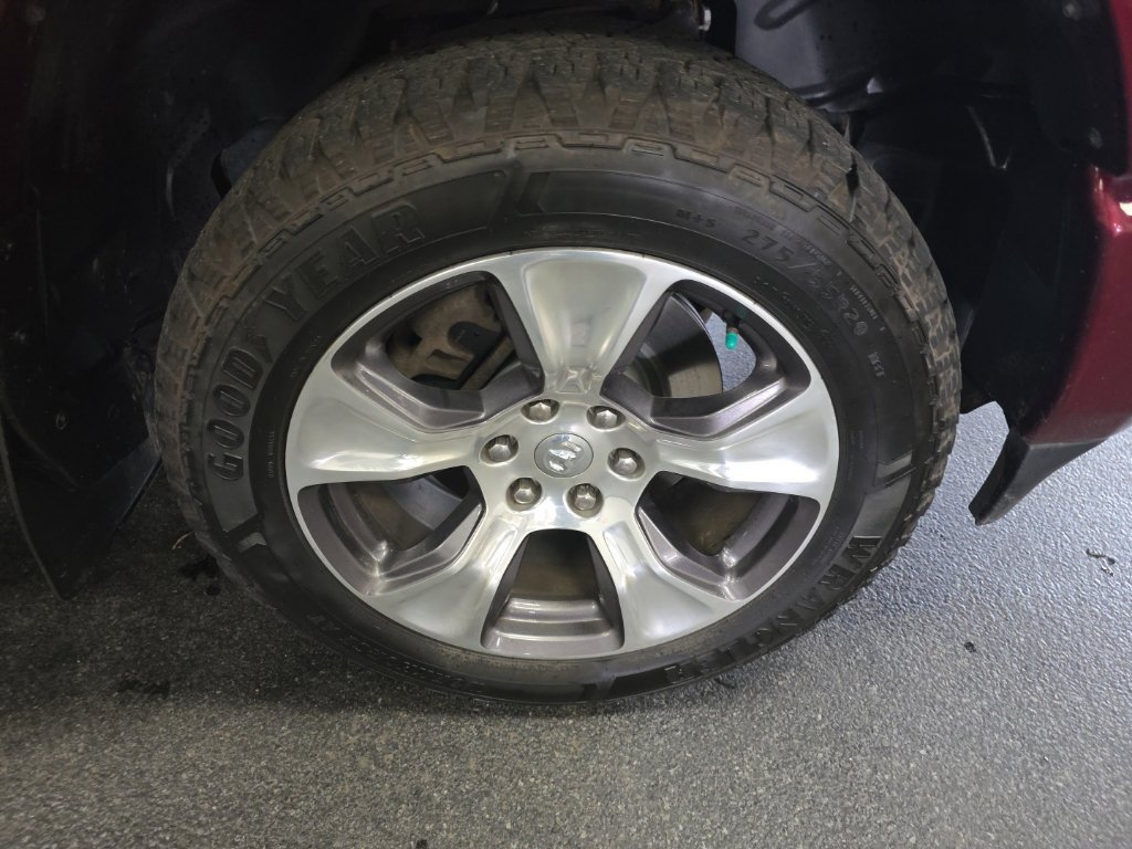 Used 2020 RAM 1500 Laramie w/ Sport Appearance Package AWD/4WD image 13