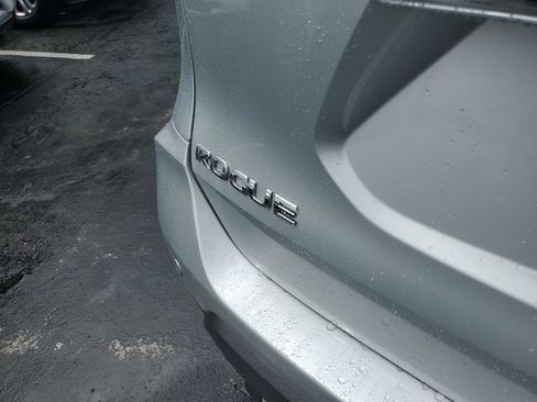 Used 2019 Nissan Rogue SL AWD/4WD image 7