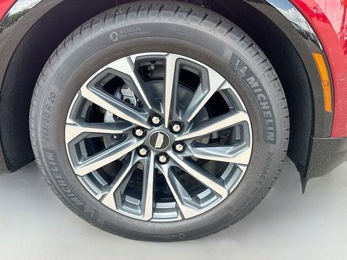 New 2025 Cadillac Lyriq Sport image 32