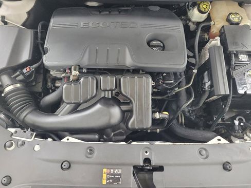 Used 2014 Buick Verano FWD image 30