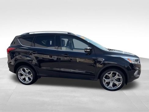 Used 2019 Ford Escape Titanium AWD/4WD image 9