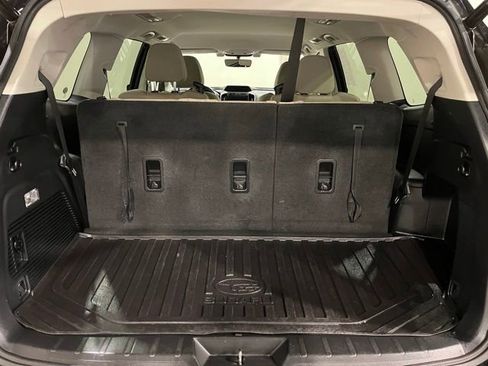 Used 2019 Subaru Ascent Premium AWD/4WD image 16