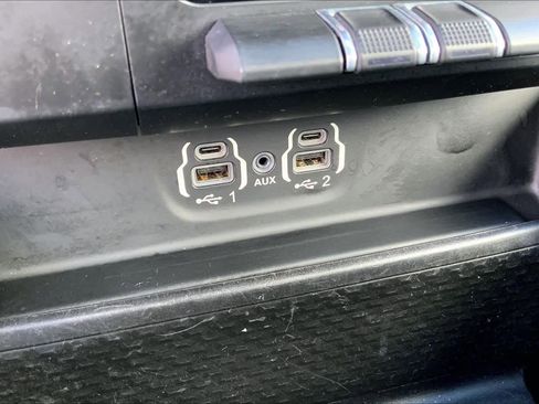 Used 2021 RAM 1500 Big Horn image 32