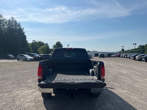 Used 2011 GMC Sierra 1500 SLE w/ Power Tech Package AWD/4WD image 8
