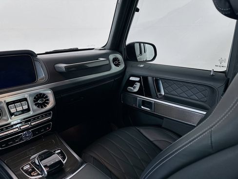 Used 2023 Mercedes-Benz G 550 image 25
