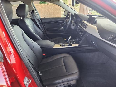 Used 2018 BMW 320i Sedan w/ Convenience Package image 59