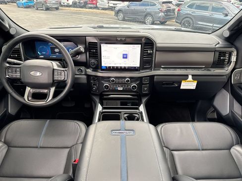 Used 2026 Ford F450 Platinum w/ FX4 Off-Road Package AWD/4WD image 13