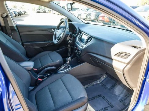 Used 2022 Hyundai Accent SEL image 15