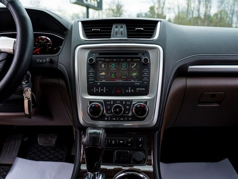 Used 2017 GMC Acadia Limited SLT AWD/4WD image 35
