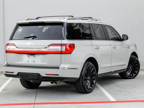Used 2021 Lincoln Navigator Reserve AWD/4WD image 12