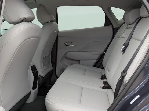 New 2026 Hyundai Kona SEL Premium FWD image 17