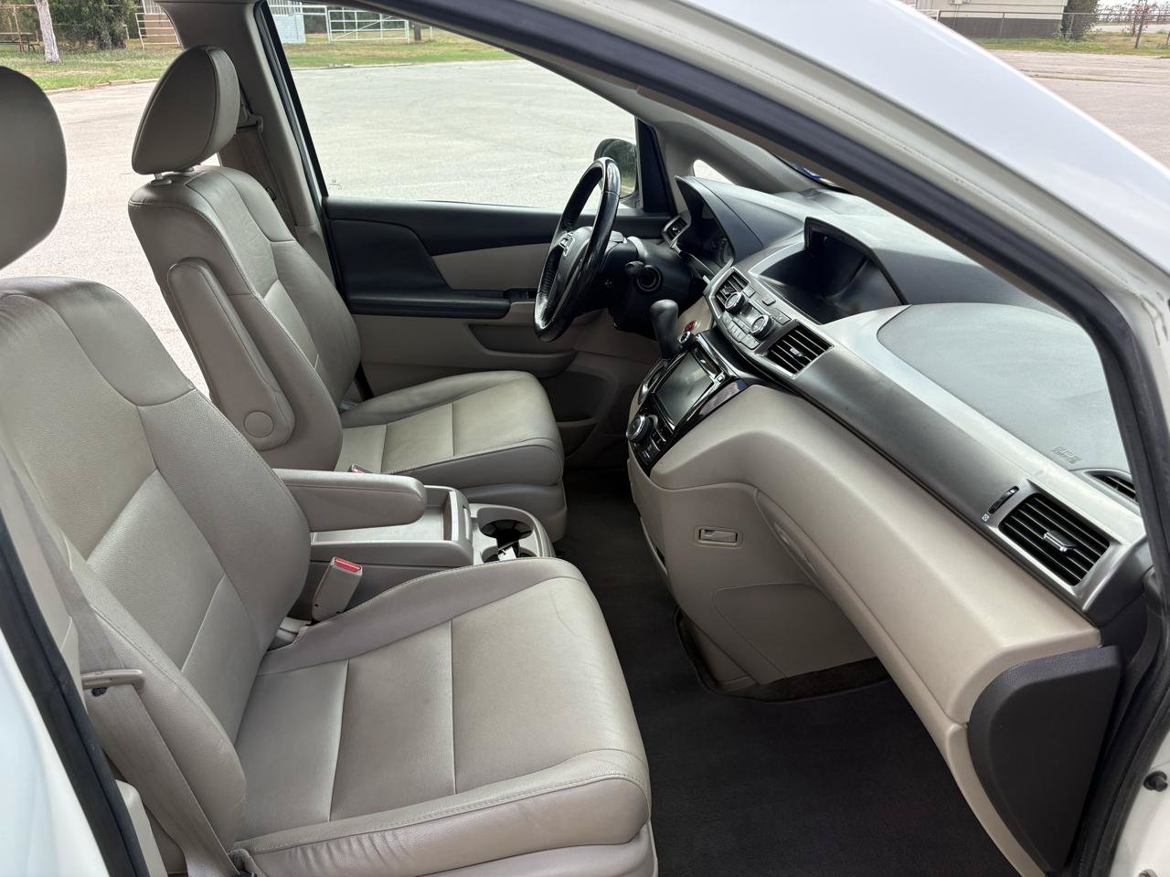 Used 2014 Honda Odyssey EX-L image 28
