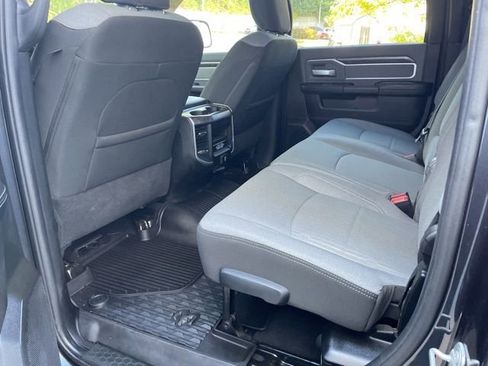 Used 2021 RAM 2500 Big Horn w/ Level 2 Equipment Group image 8