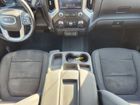 Used 2019 GMC Sierra 1500 Elevation w/ Elevation Value Package image 17