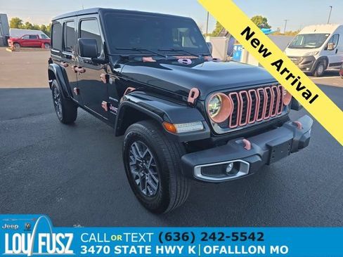 Used 2024 Jeep Wrangler Unlimited Sahara w/ Technology Group AWD/4WD image 1