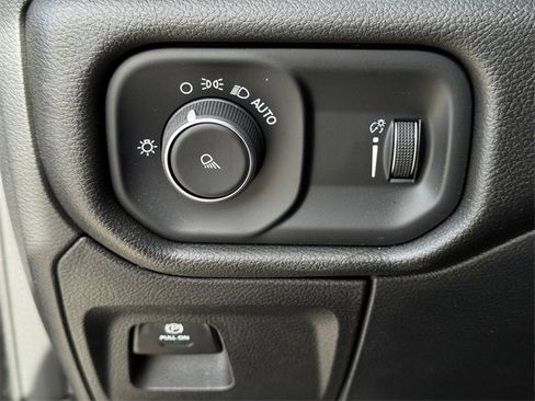 Used 2025 RAM 1500 Tradesman image 22