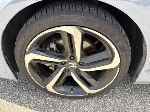 Used 2022 Honda Accord Sport image 10