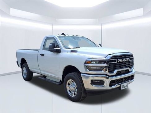 New 2026 RAM 2500 Tradesman AWD/4WD image 21
