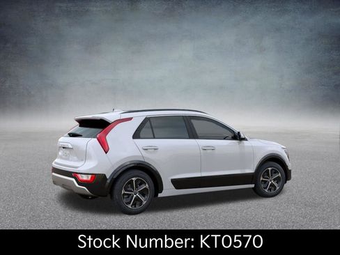 New 2026 Kia Niro SX image 6