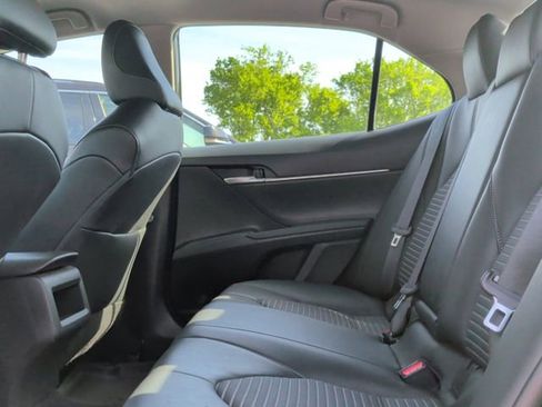 Used 2023 Toyota Camry SE FWD image 21