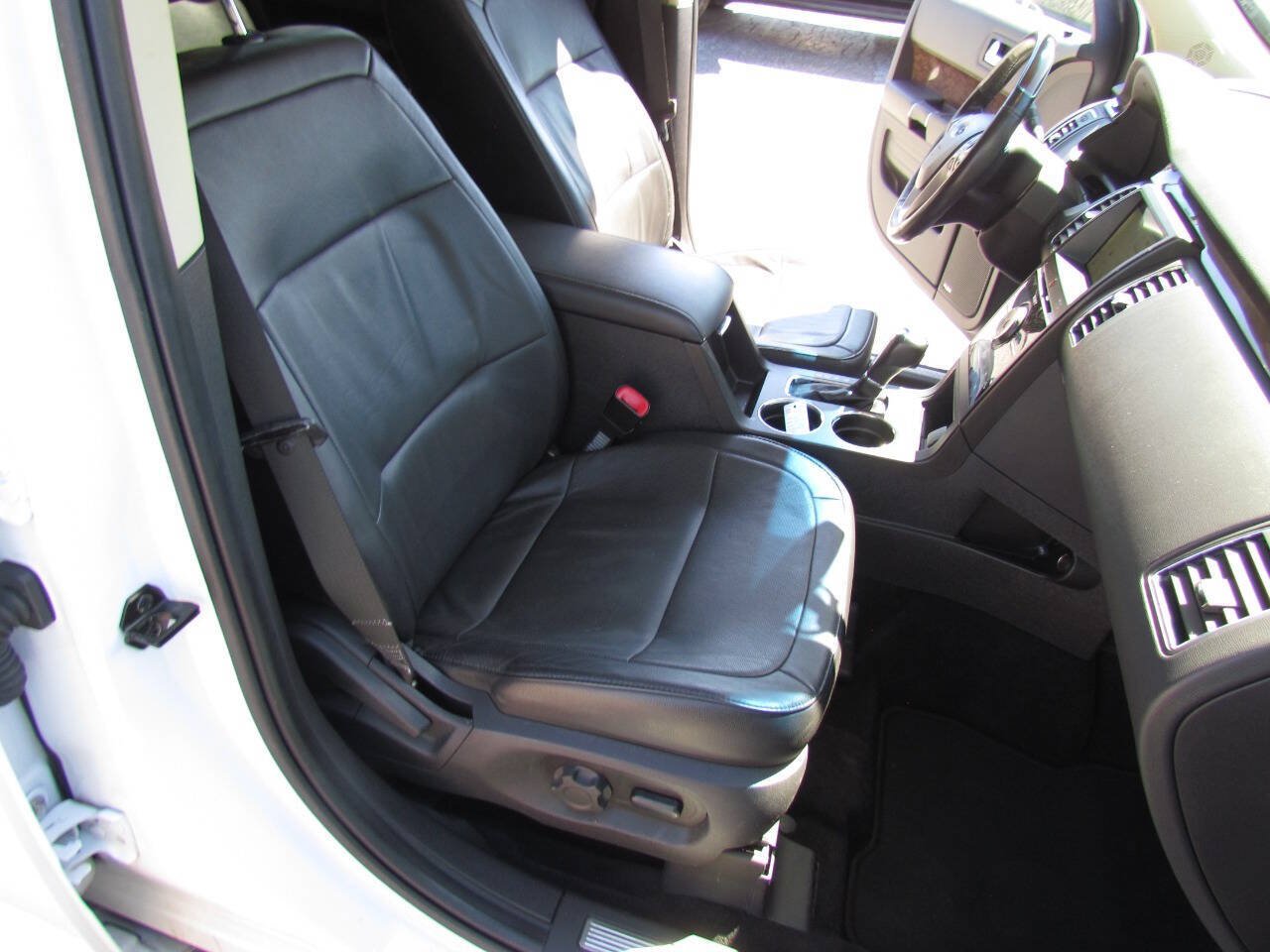 Used 2019 Ford Flex Limited AWD/4WD image 19