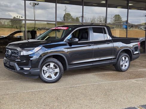 Used 2025 Honda Ridgeline RTL image 1