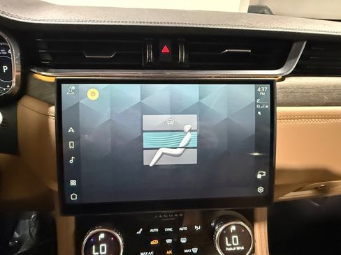 Used 2021 Jaguar F-PACE S AWD/4WD image 36