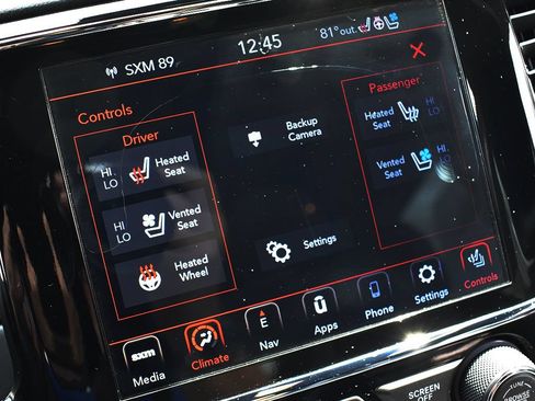 Used 2020 Jeep Grand Cherokee Overland AWD/4WD image 24