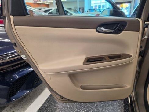 Used 2006 Chevrolet Impala LS FWD image 30